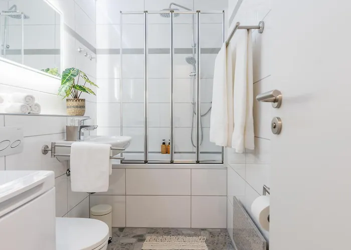 Schlossblick Schwarzwaldpanorama Appartement *